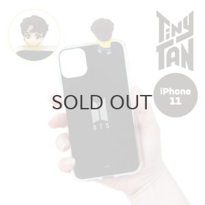 画像1: 【70%OFF】TinyTAN フィギュアミラーiPhoneケース (J-HOPE)【iphone11】【KiNiNaRu/きになる】公式グッズ TinyTAN  キャラクターグッズ通販